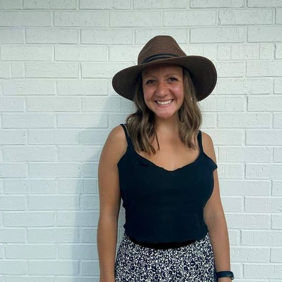 Meet your Posher, Mariah - Picture 1 of 1